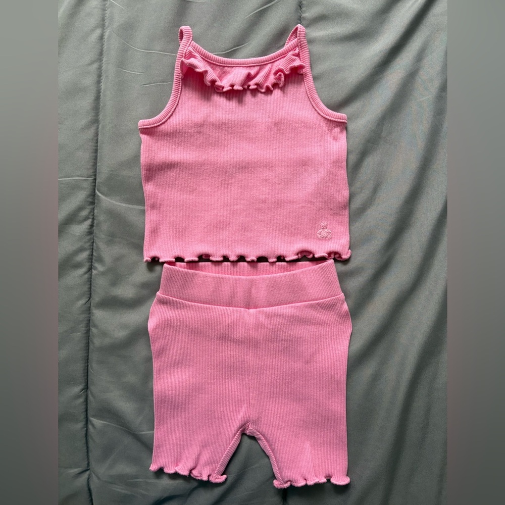Set of 4 baby clothes